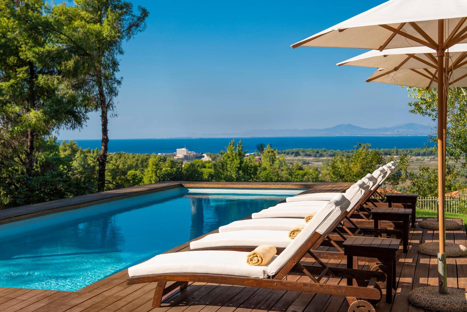 The White Villa At Sani Sani  Bagian luar foto