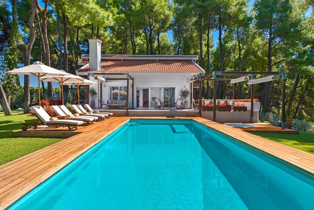 The White Villa At Sani Sani  Bagian luar foto